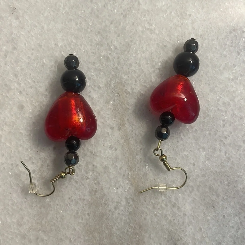 Unbranded Heart earrings Red drop heart Black beads woman’s jewelry New medium
